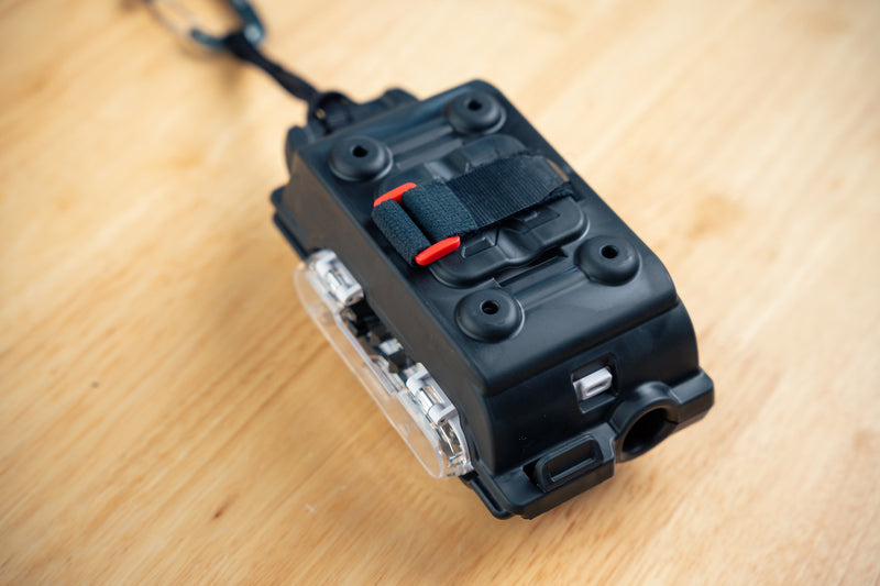 Load image into Gallery viewer, Sapphire IV Pump Case for Extended Battery and Sapphire Connect